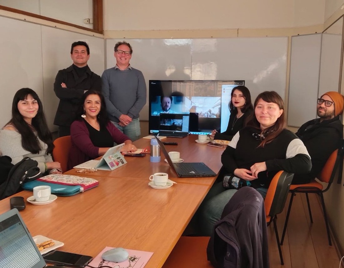 El equipo del Fondecyt regular que lidera Sandra Iturrieta.